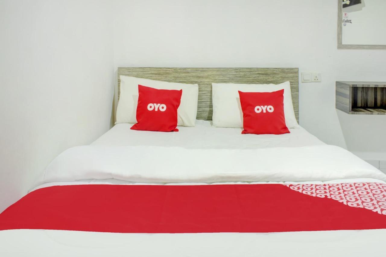 Oyo 90028 Ragula Hotel Johor Bahru Eksteriør billede