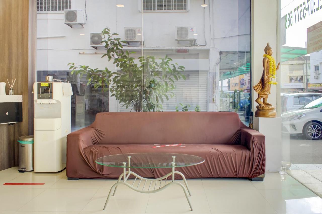 Oyo 90028 Ragula Hotel Johor Bahru Eksteriør billede
